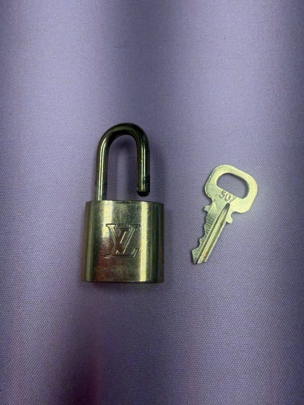Genuine LV Louis Vuitton lock and key #307